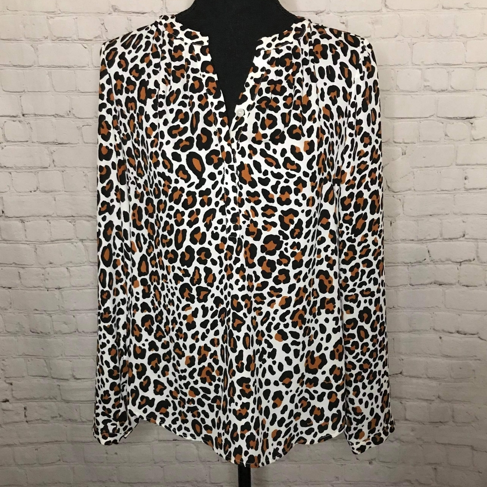 Talbots S leopard print vneck career office blouse